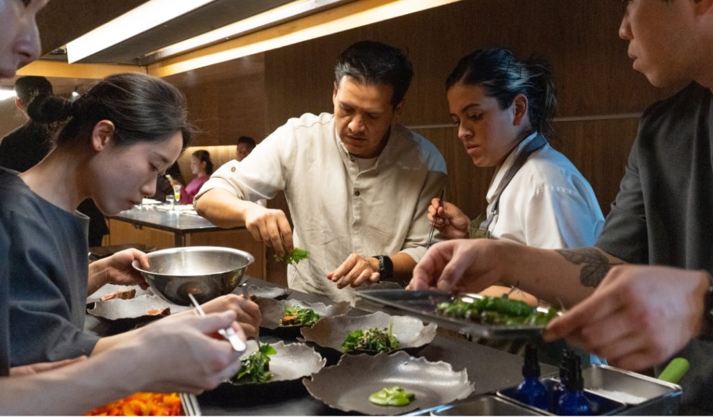 Akuna Chefs