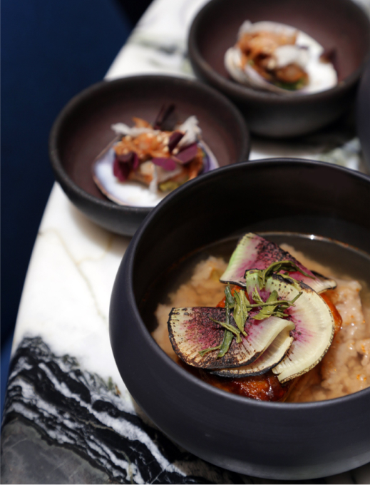 Akuna Dish